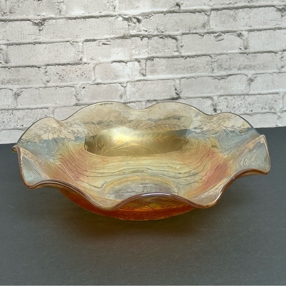 Vintage Iridescent Marigold Carnival Glass Decorative Bowl  Leaf Etched Design - Picture 11 of 16